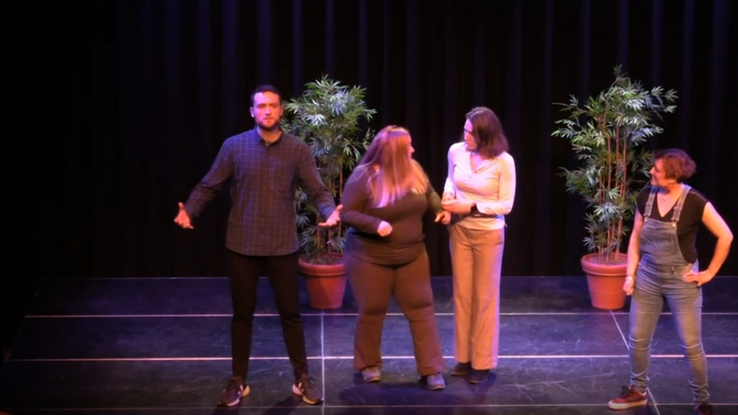 Improv theatre and freestyle rap